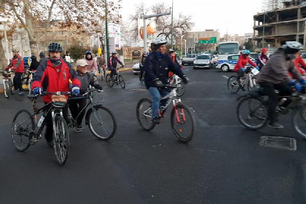 قزوین می تواند شهر دوچرخه کشور گردد