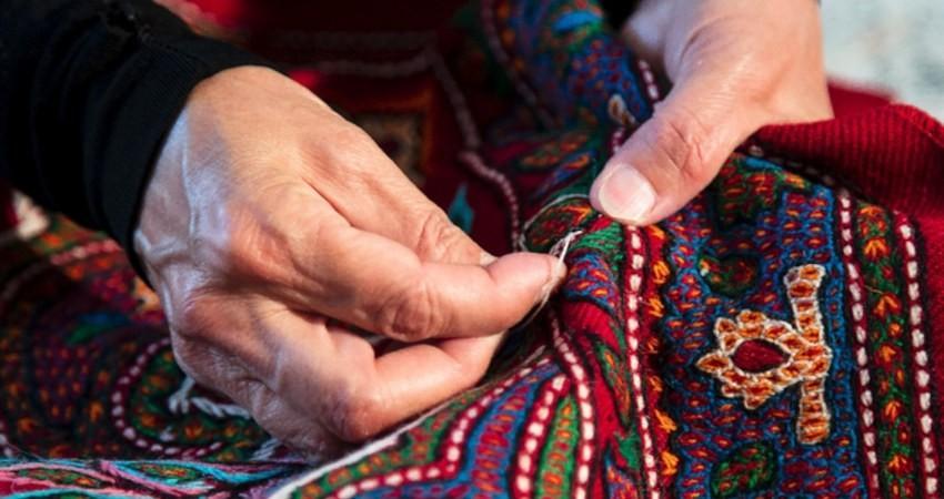 900 هنرمند صنایع دستی کرمان بیمه اجتماعی می شوند