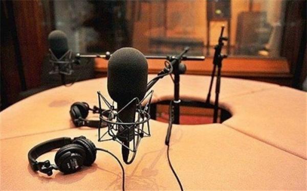 مجموعه امیر ارسلان نامدار به روی آنتن رادیو نمایش می رود مجموعه امیر ارسلان نامدار به روی آنتن رادیو نمایش می رود
