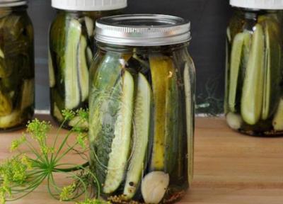 طرز تهیه ترشی خیار خانگی ساده و با شوید